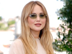 Kupiłaś je na wiosnę, założysz też jesienią. Jennifer Lawrence pokazuje, że baleriny to nie jest hit jednego sezonu