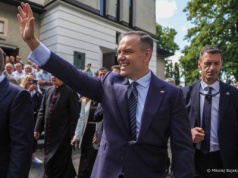 Karol Nawrocki: Ustawa wiatrakowa jest rodzajem szantażu. Zawetowałem ją