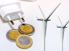 Weto ustawy wiatrakowej! Oberwały też magazyny energii