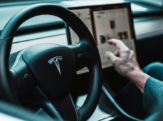 Tesla zostanie pozwana? Kierowcy: Musk latami nas okłamywał