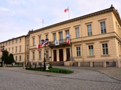 Blisko relikwii Jana Pawła II czy w podziemiach katedry? Pogrzeb abp. Józefa Kowalczyka odbędzie się w przyszły piątek