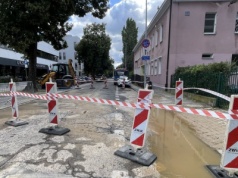 Awaria wodociągu w Szczecinie. Część ulicy zamknięta [ZDJĘCIA]