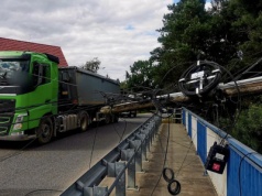 Ciężarówka zerwała przewód! Utrudnienia na trasie Ożary – Dzbanów