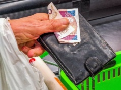 Seniorów czeka duże rozczarowanie. O tyle wzrosną emerytury w przyszłym roku