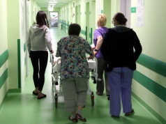 Reforma szpitali powiatowych pod lupą. Związkowcy: to droga do komercjalizacji