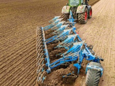 Pług dla gigantów i inteligentny siewnik – nowości Lemkena na Agro Show