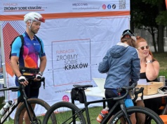 Sobota w Krakowie na rowerach. Trwa charytatywny Fun Ride z koncertami i atrakcjami dla dzieci (ZDJĘCIA)