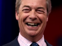 Nigel Farage chce masowych deportacji migrantów z UK