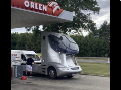 Najdziwniejszy pojazd świata przyłapany w Polsce. Co to jest?