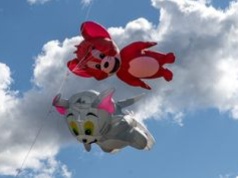 Kolorowe niebo nad Chodzieżą. Trwa 2. Międzynarodowy Festiwal Latawców