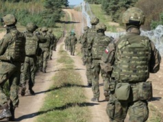 Polscy żołnierze powinni jechać na Ukrainę? Zapytali Polaków o zdanie