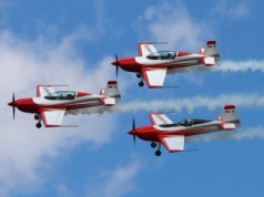 Piknik lotniczy w Krakowie przyciągnął tłumy mieszkańców [ZDJĘCIA]