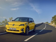 Angielski dziennikarz niemieckiego wydawnictwa wychwala nowe Renault 5 pod niebiosa. Coś musi być na rzeczy