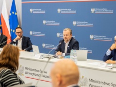 Koszty oświaty ciągle rosną. Samorządom brakuje ponad 40 mld zł