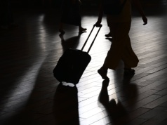 Jak pokonać napięcie związane ze zbliżającą się podróżą?