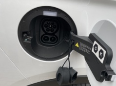 Chińczycy omijają europejskie cła na samochody elektryczne. Teraz sztandarowy jest inny produkt