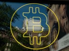 Polacy oczekują wsparcia rządu dla sektora kryptowalut