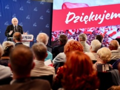 Prezes PiS: Trwa wojna ekonomiczna z Polską