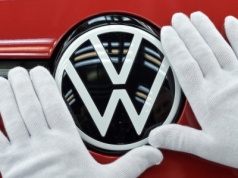 Zapłacisz, to pojedziesz szybciej. Nowy model biznesowy w motoryzacji