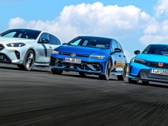 BMW M135 xDrive, Honda Civic Type R, VW Golf R – który kompakt jest najszybszy na torze, który najlepszy na co dzień? | PORÓWNANIE