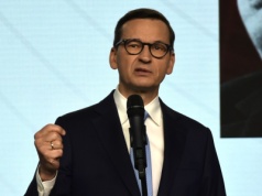 Ciężka kohabitacja. Morawiecki:Tusk od razu poszedł na urlop