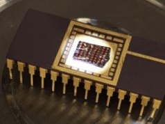 Przełom w pamięciach komputerowych. UltraRAM gotowy do masowej produkcji