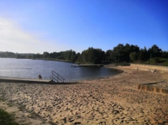 Miasto nie planuje przywrócenia strefy grillowej nad Zalewem Bagry