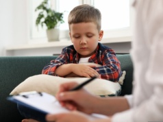 Jest psychologiem dziecięcym. Mówi, co jest najtrudniejsze. "Rodzice. Są dwa główne problemy"