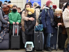 Ukraińscy uchodźcy coraz bardziej stają się zakładnikami walki KO i PiS