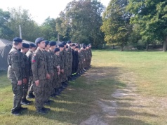 Ogoleni, uczesani, w czystych butach - gotowi do służby. Wojskowy obóz w Toruniu [zdjęcia, wideo]