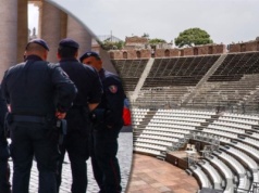 Chaos w amfiteatrze. Spektakl zakończył się interwencją policji