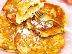 Placki z cukinii i jabłek