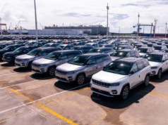 Jeep Commander – z Brazylii na Bliski Wschód