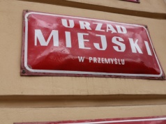 Ochrona przedemerytalna, brak limitu wynagrodzenia. Skarbnicy chcą lepszej pozycji w samorządach