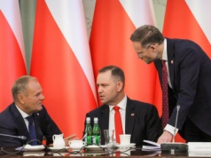 Rząd chce, żeby pociągi w CPK jechały szybciej. 