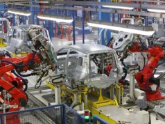 Stellantis ogranicza produkcję w Pomigliano. 3,7 tys. pracowników czeka rok niepewności