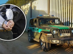 Dobijał się do mieszkania, a potem zaatakował policjantów i pluł na mundur. Jest decyzja ws. Ukraińca