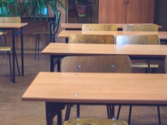 Upór MEN przysparza problemów szkołom. "Nie chcę być w skórze dyrektora"