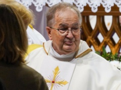 Fundacja Rydzyka zawstydziła polskich księży. Osiągnęła rekordowy zysk. Niebywała kwota