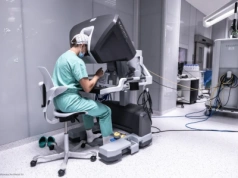 Prof. Michał Pędziwiatr w elitarnym gronie proktorów chirurgii robotycznej
