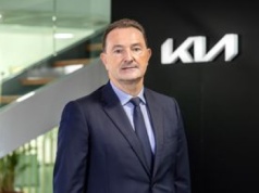 Kia nie chce odwrotu od elektryków. 