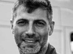 Major Maciej Krakowian zginął podczas katastrofy F-16 w Radomiu. 