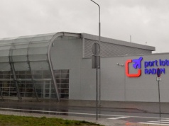 Katastrofa F-16 w Radomiu. Loty z Radomia zostały przeniesione na inne lotnisko
