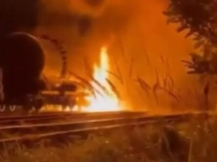Wysadzili rosyjski węzeł logistyczny w zachodniej Rosji – cysterny w ogniu [WIDEO]
