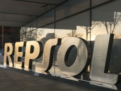 Hiszpańska firma paliwowa Repsol zwiększyła o 45% zakup LNG z USA. Dla Trumpa