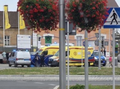 69-letnia kobieta zmarła nagle przed dworcem PKP