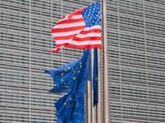 KE proponuje zniesienie ceł na towary przemysłowe z USA. To pokłosie rozmów z Trumpem