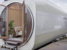 Stworzyli dom z turbiny wiatrowej. Ma więcej metrów niż niejedno mieszkanie