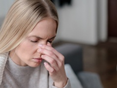 COVID-19 a przeziębienie. Odkryli nieoczekiwany związek