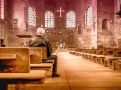 Meksyk: skandal na Mszy św. Emerytowany biskup zaprosił do „koncelebry” homoseksualną anglikańską pastorkę